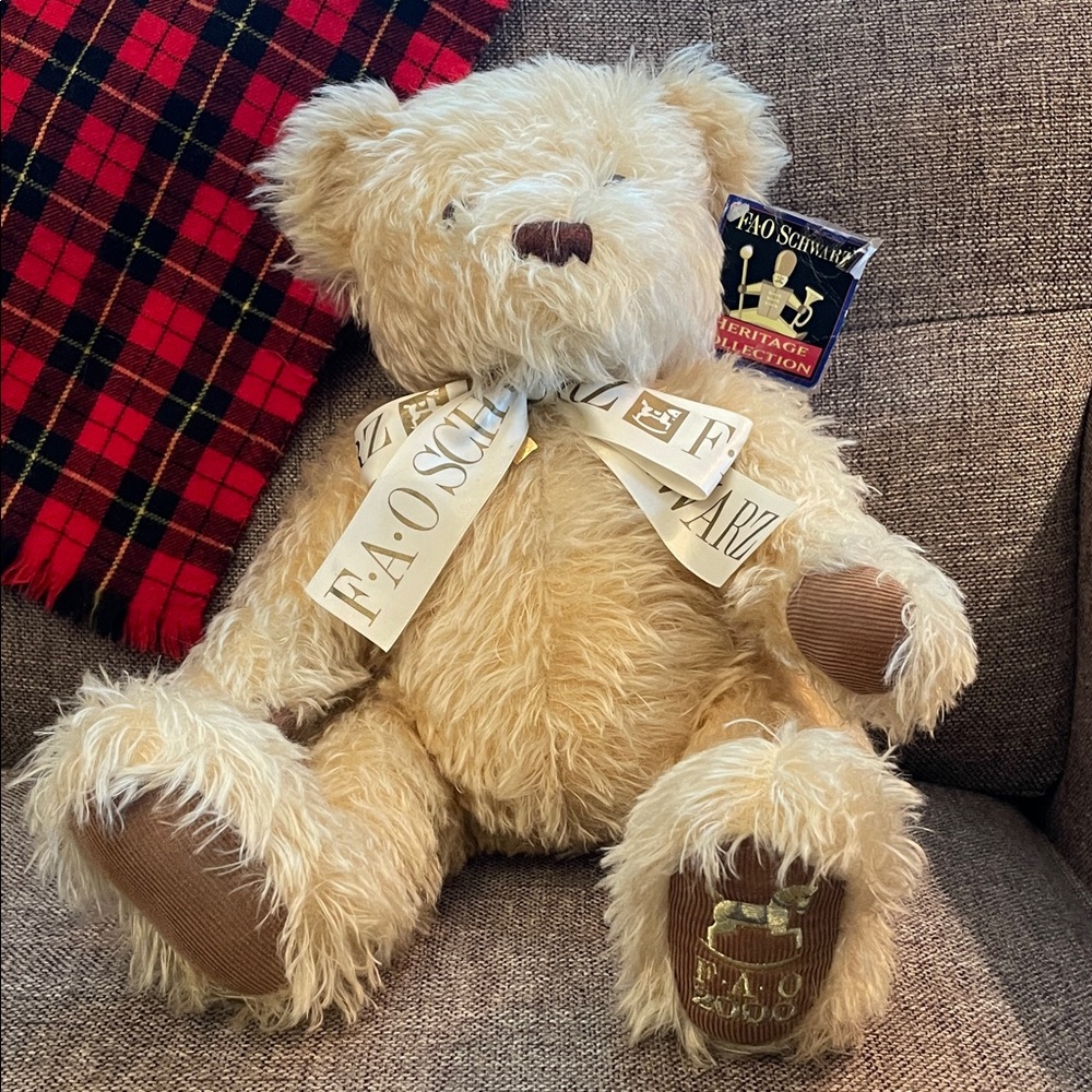 FAO Schwarz vintage plush bear - Millennium Mohair Y2K 2000 collectible